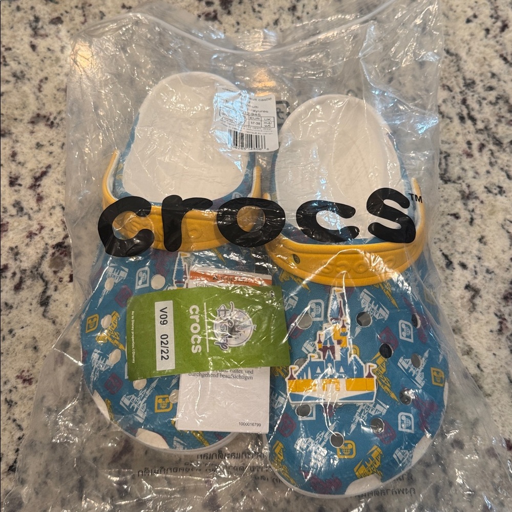 NWT CROCS Walt Disney World Clogs